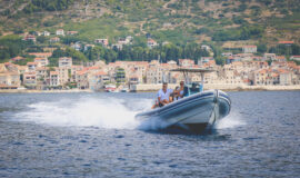 Toto-Travel-Private-Boat-Trip-Blue-Cave-Hvar-5-Islands-Private-Boat-Trip-16