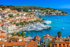 La ville de Hvar – la perle de l&rsquo;île de Hvar et de la Méditerranée