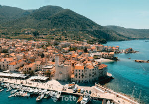 When is the best time to visit Dalmatia?